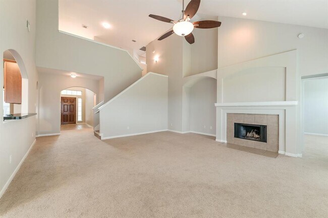 Building Photo - 2111 Ridgeworth Ln