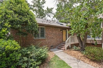 Building Photo - 5500 Fortunes Ridge Dr