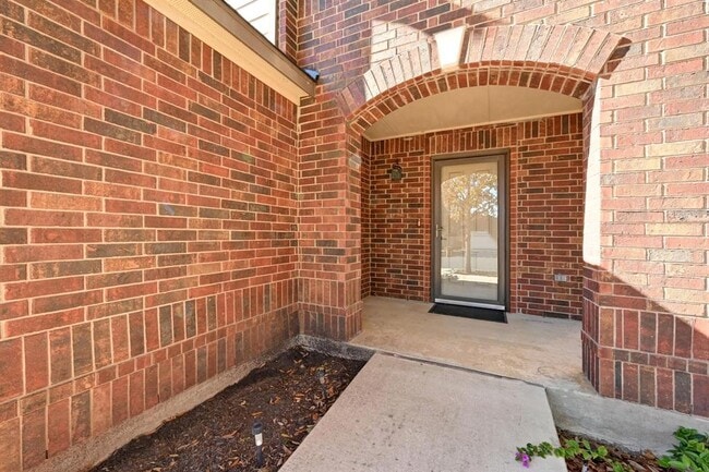 Building Photo - 9016 Stambourne St