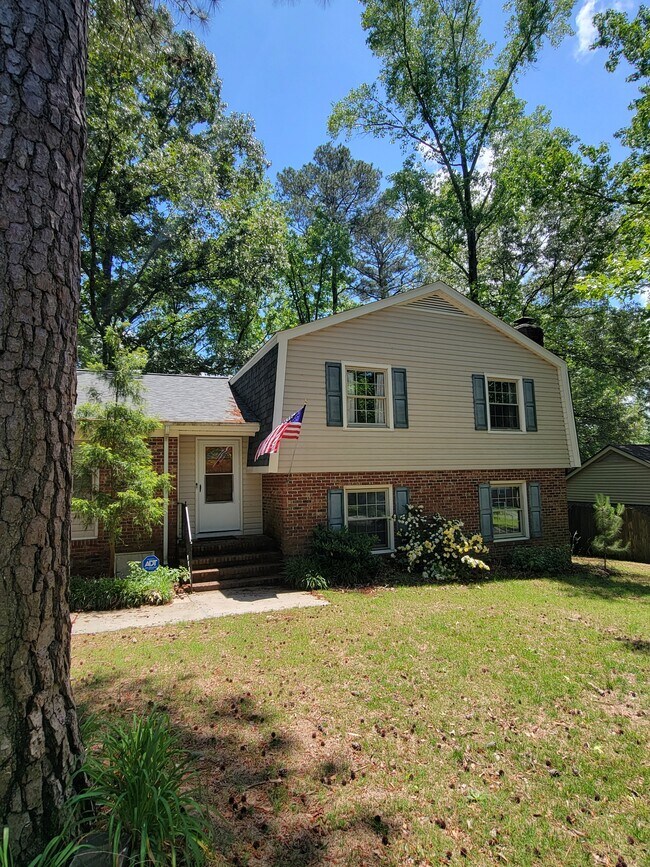 Foto del edificio - 268 Waxhaw Dr