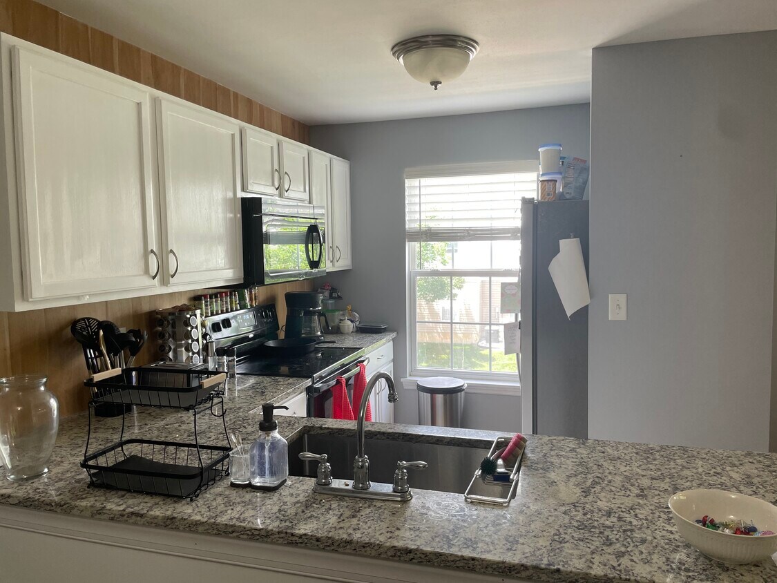 Foto del edificio - 9740 Bexley Station Dr