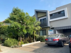 Building Photo - 12618 Pacific Ave