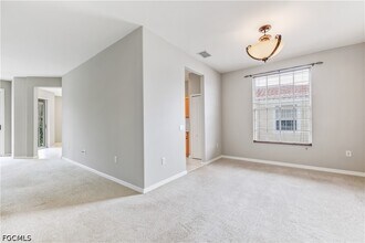 Building Photo - 11270 Jacana Ct