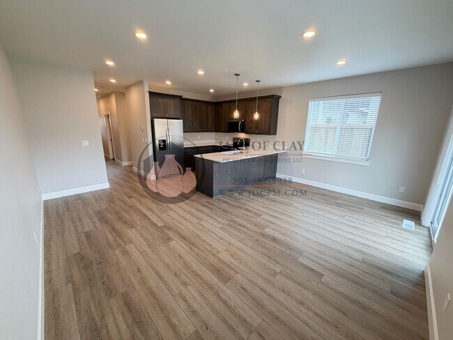 Foto del edificio - 1333/1335 Oppek St NE #2023-LL765