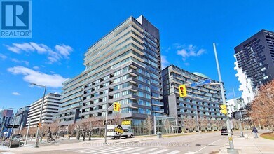 Building Photo - 120 Bayview Ave