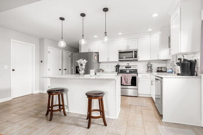 Building Photo - 1314 Cambrian Ct