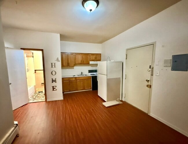 Building Photo - 239 Harrison Ave
