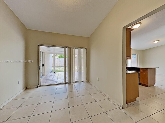 Foto del edificio - 14490 SW 174th Terrace