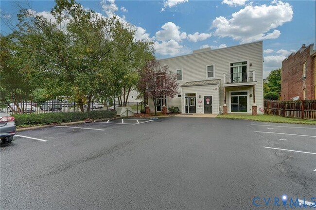 Foto del edificio - 1020 Porter St