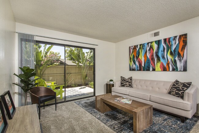 Building Photo - Stonegate Apartments