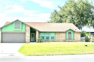 Building Photo - 412 Everwood Dr