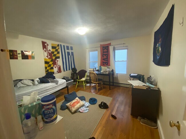 Building Photo - 83 Ossipee Rd