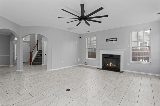 Building Photo - 2409 Apiary Ct