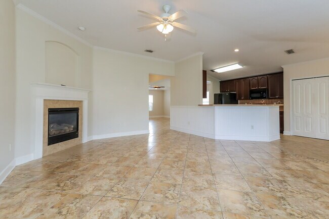 Foto del edificio - 2732 Woodsdale Dr