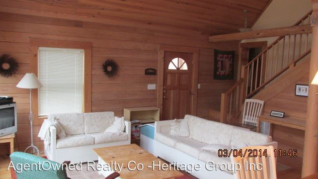 Building Photo - 368 Suwanee Dr