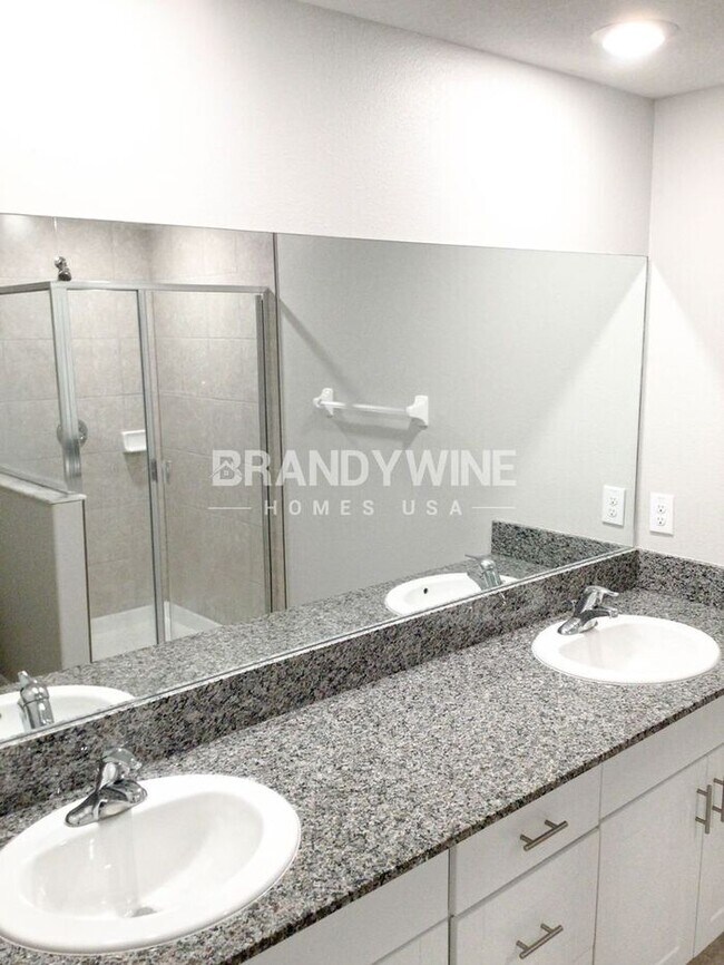Building Photo - COMING SOON!! BELMONT TOWNHOMES!! 4 bedroo...
