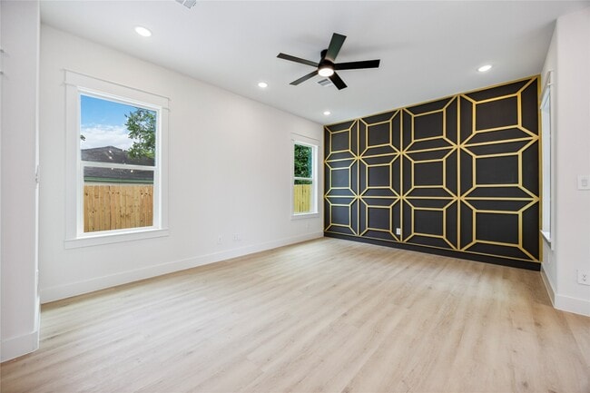 Foto del edificio - 4601 Newberry St