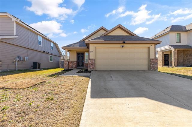 Primary Photo - 2529 Bear Oak Dr