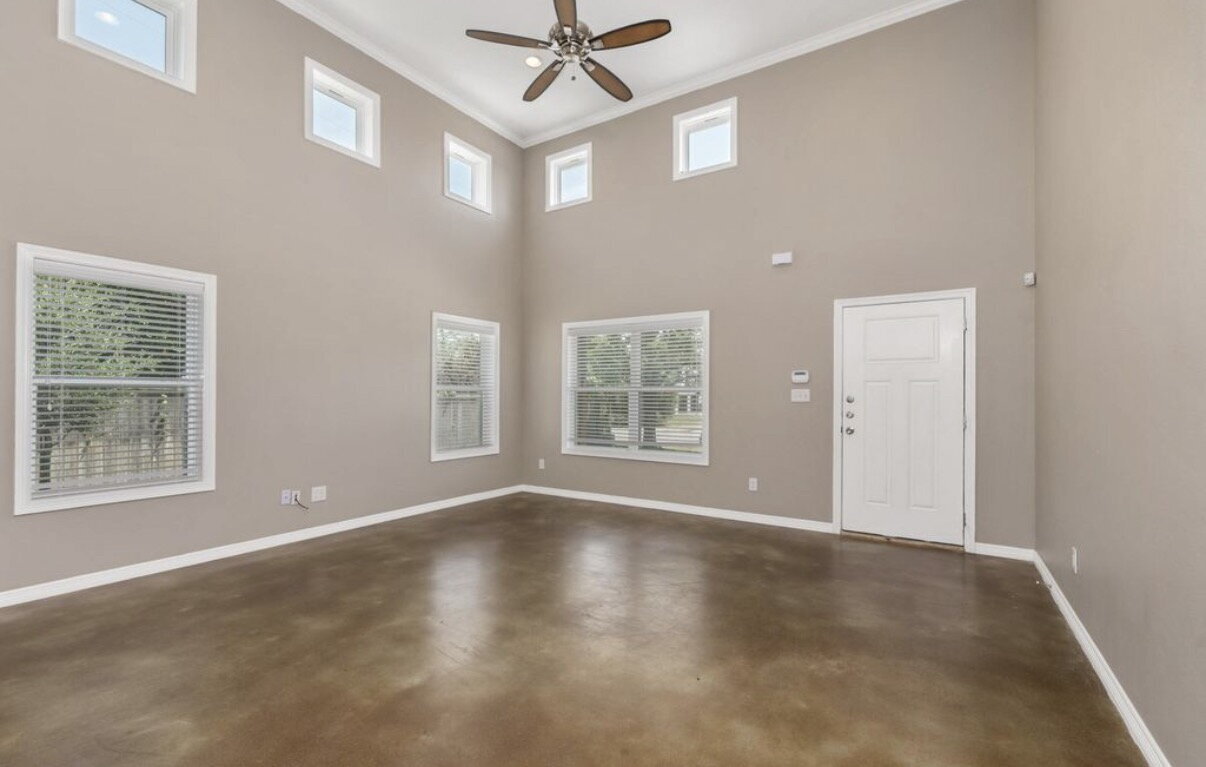 Photo - Spacious 4-Bed, 4.5-Bath Retreat at 3209 Link Street, Bryan, TX – Your Perfect Home Awaits!