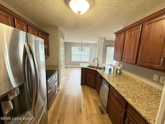 Building Photo - 1303 Bostwick Ln