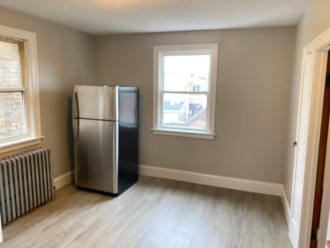 Building Photo - 4250 W Haddon Ave