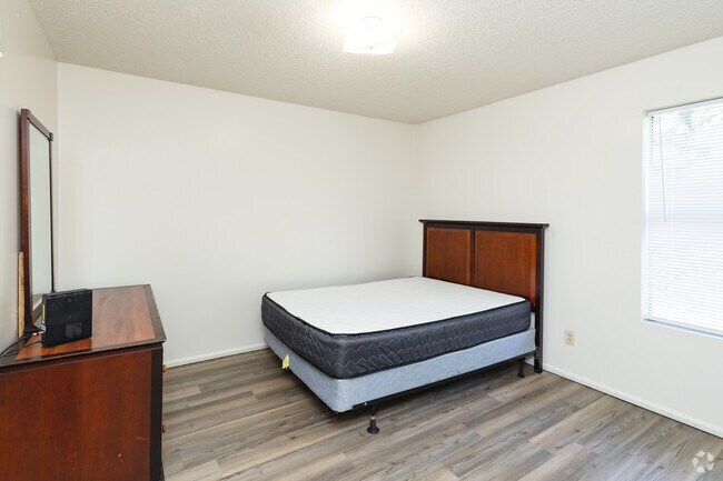 1 habitación, 1 baño - 559 pies cuadrados - Dormitorio - Peach Place