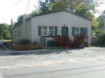 Primary Photo - 3301 E 35th Ave