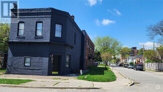 Building Photo - 701 Marentette Ave