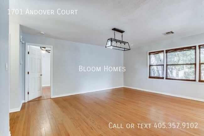 Foto del edificio - 1701 Andover Ct