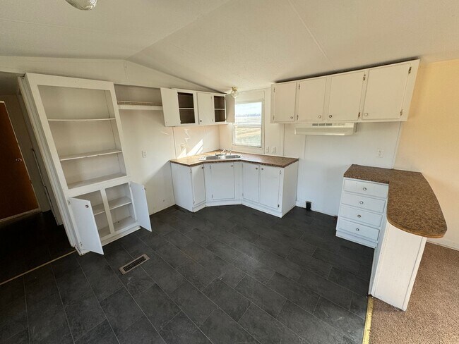 Foto del edificio - 3 Bedroom Singlewide Mobile Home