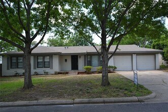 Building Photo - 4117 Carma Dr
