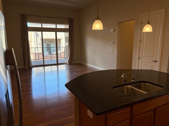 Building Photo - 301 Inverness Way S