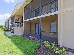 Building Photo - 5313 Summerlin Rd