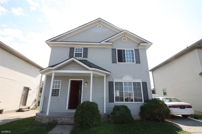 Building Photo - 21832 15 Mile Rd