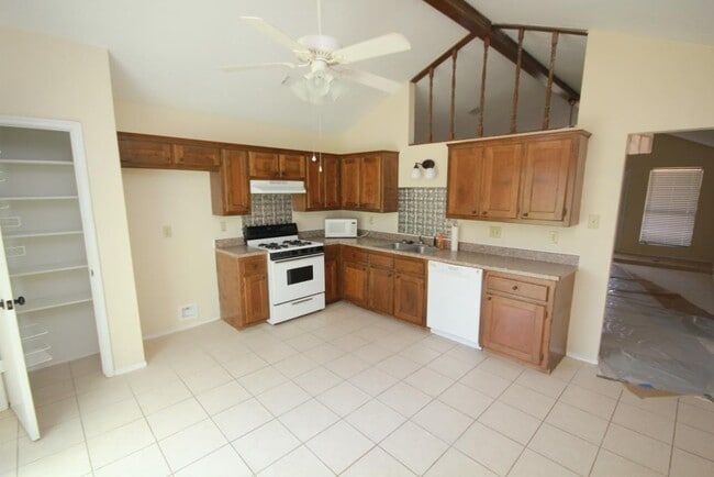 Foto del edificio - 21314 Greenham Dr