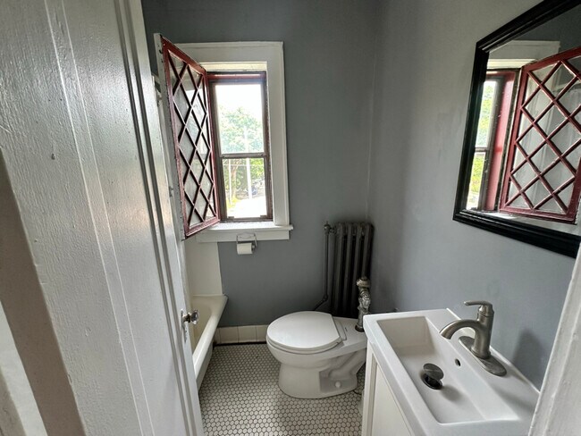 Foto del edificio - 1767 N Arlington Pl