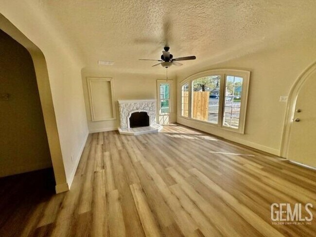 Foto del edificio - 220 Pacific St