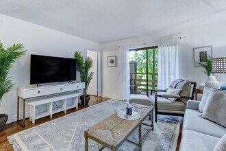 Building Photo - 2328 Sadler Rd