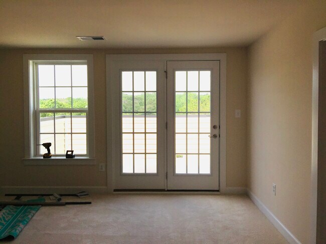 Dormitorio - 5473 Stream Bank Ln