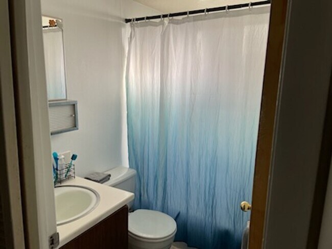 Building Photo - 1B/1B Pet Friendly Apartment South of BYU