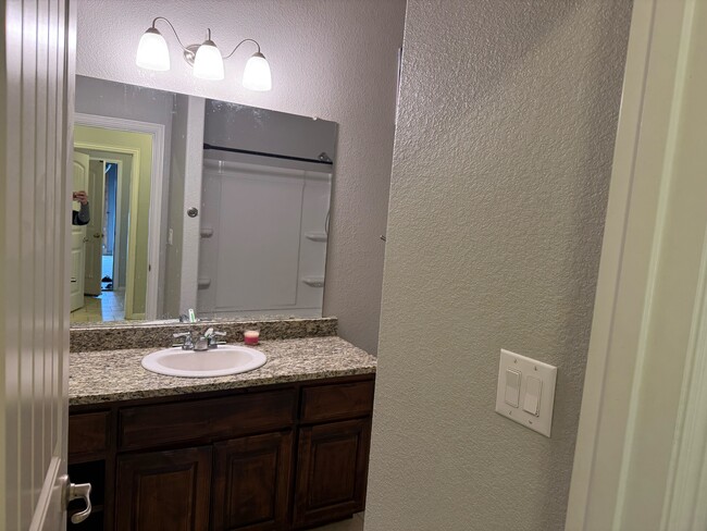 Building Photo - 25 Purple Sage Ranch Cir