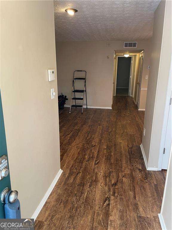 Building Photo - 803 Wynnes Ridge Cir SE