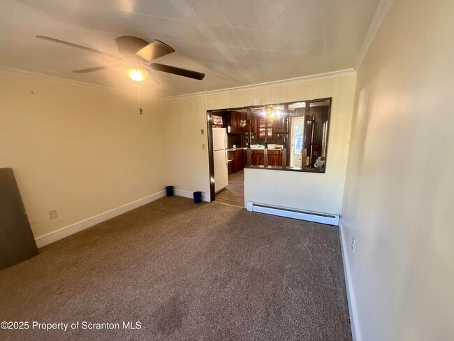 Building Photo - 420 Genet St