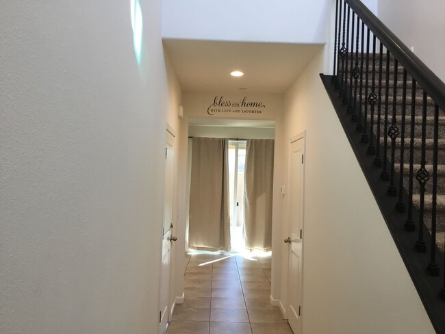 Building Photo - Welcome to Riverstone!!!