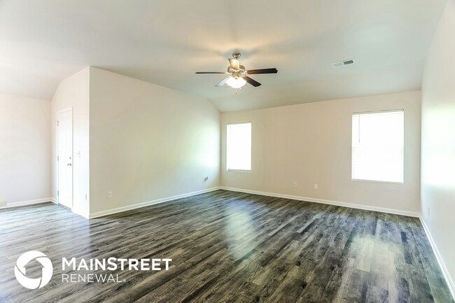 Foto del edificio - 281 Hillcrest Dr