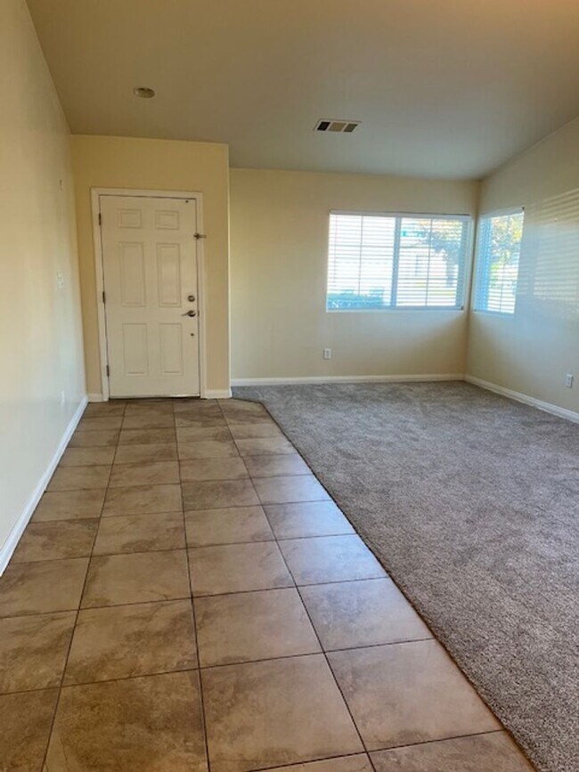 Foto del edificio - 13003 Lake Pueblo Way