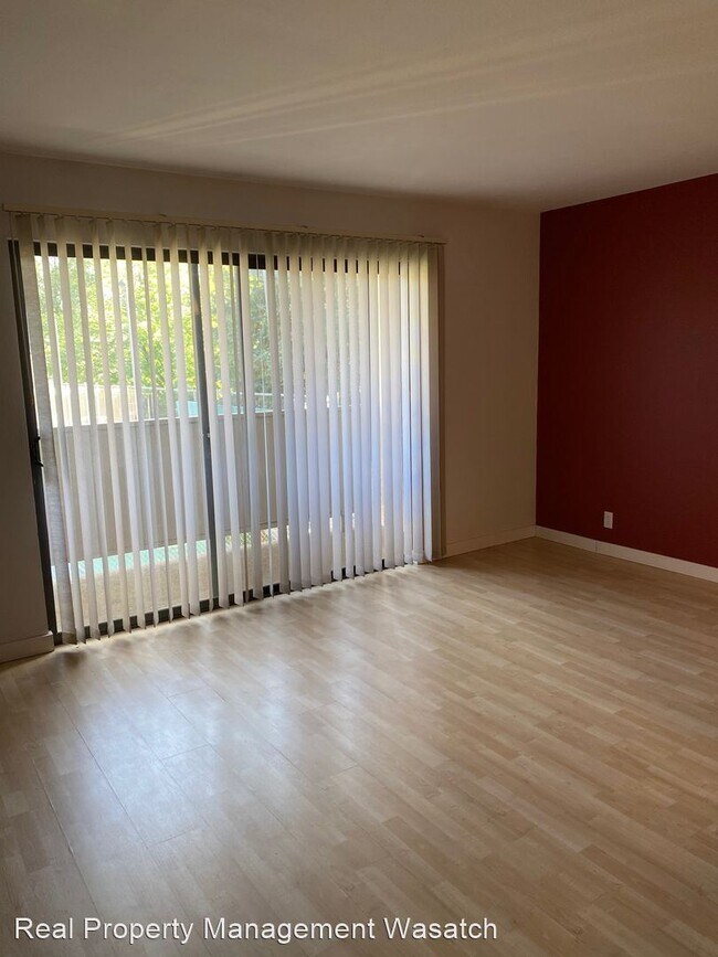 Foto del edificio - 959 Springcrest Ct
