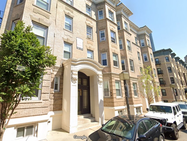 Building Photo - 115 Norway St