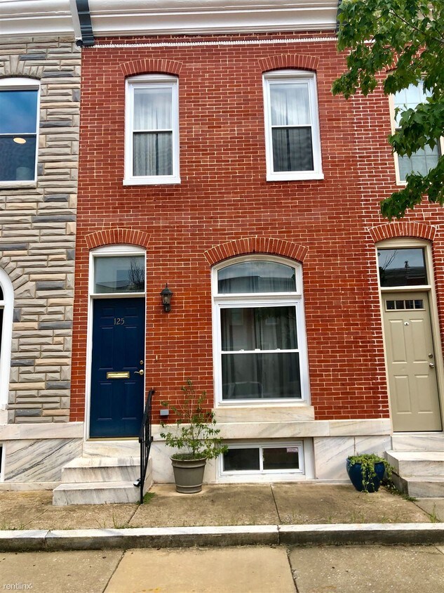 Primary Photo - 2 br, 1.5 bath House - 125 N Kenwood Ave