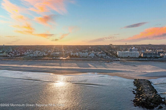 Building Photo - 111 5th Ave